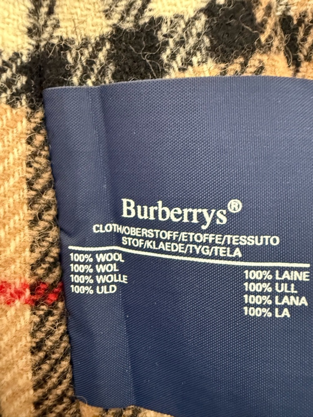 Authenic Vintage Burberry Tan Double-Breasted Trench Coat - Picture 3 of 16